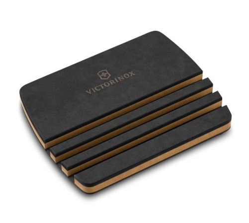 Teline 3:lle leikkuulaudalle musta